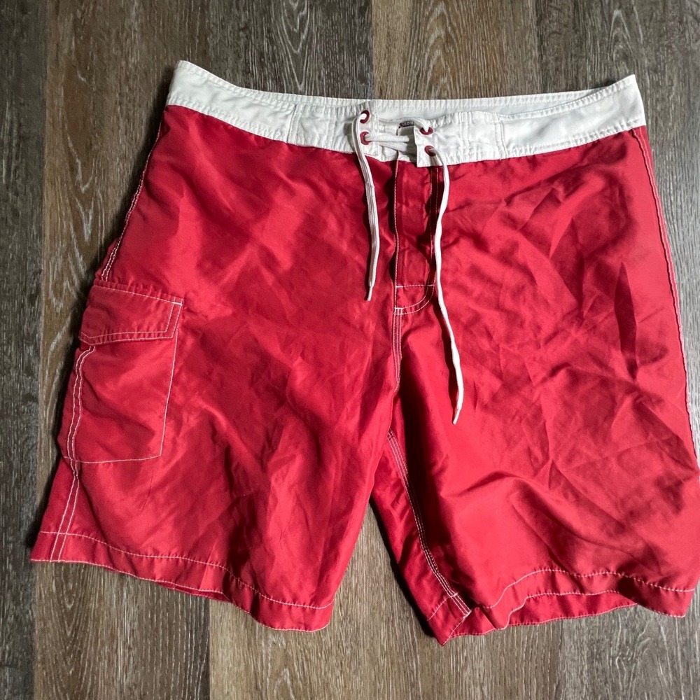 Old Navy Board Shorts Mens XL Red White Contrast Stitch Cargo Swim Trunks
